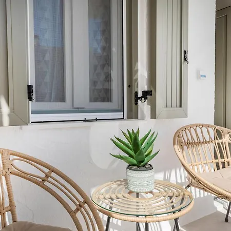 En Lefko Boutique House Apartment Naxos City